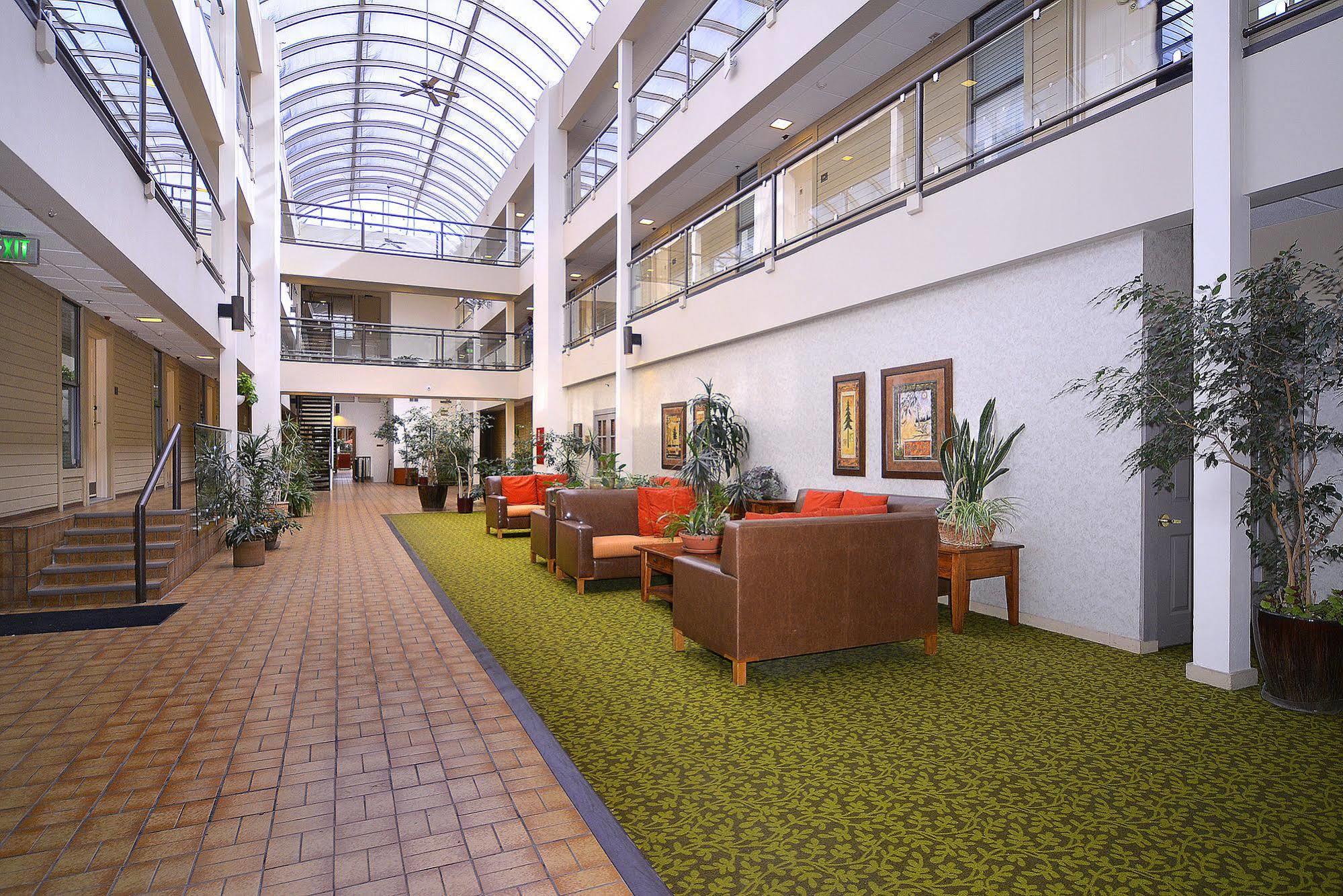 The Christie - Vail Valley/beaver Creek Hotel